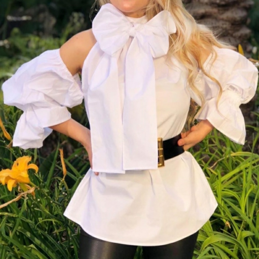 White halter blouse. New with tag